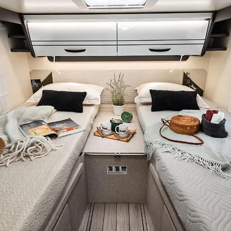 Olivavan Autocaravanas 营地